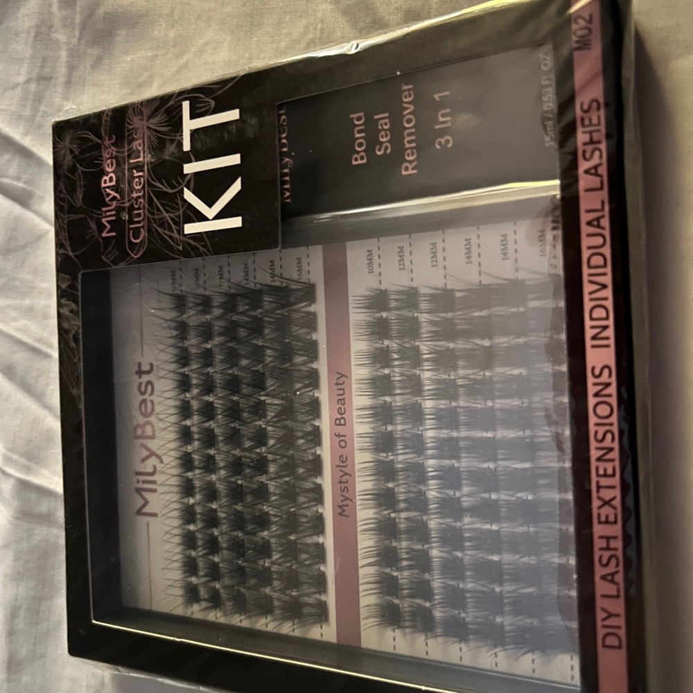 DIY Lash Extension Kit with Bond and Seal